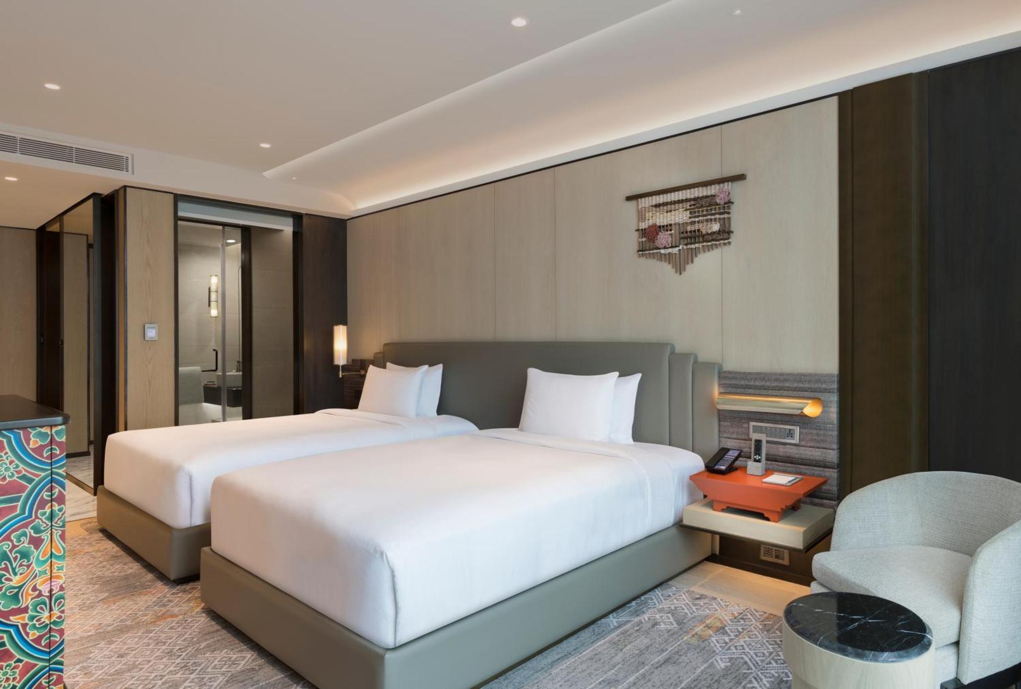 होटल Hilton