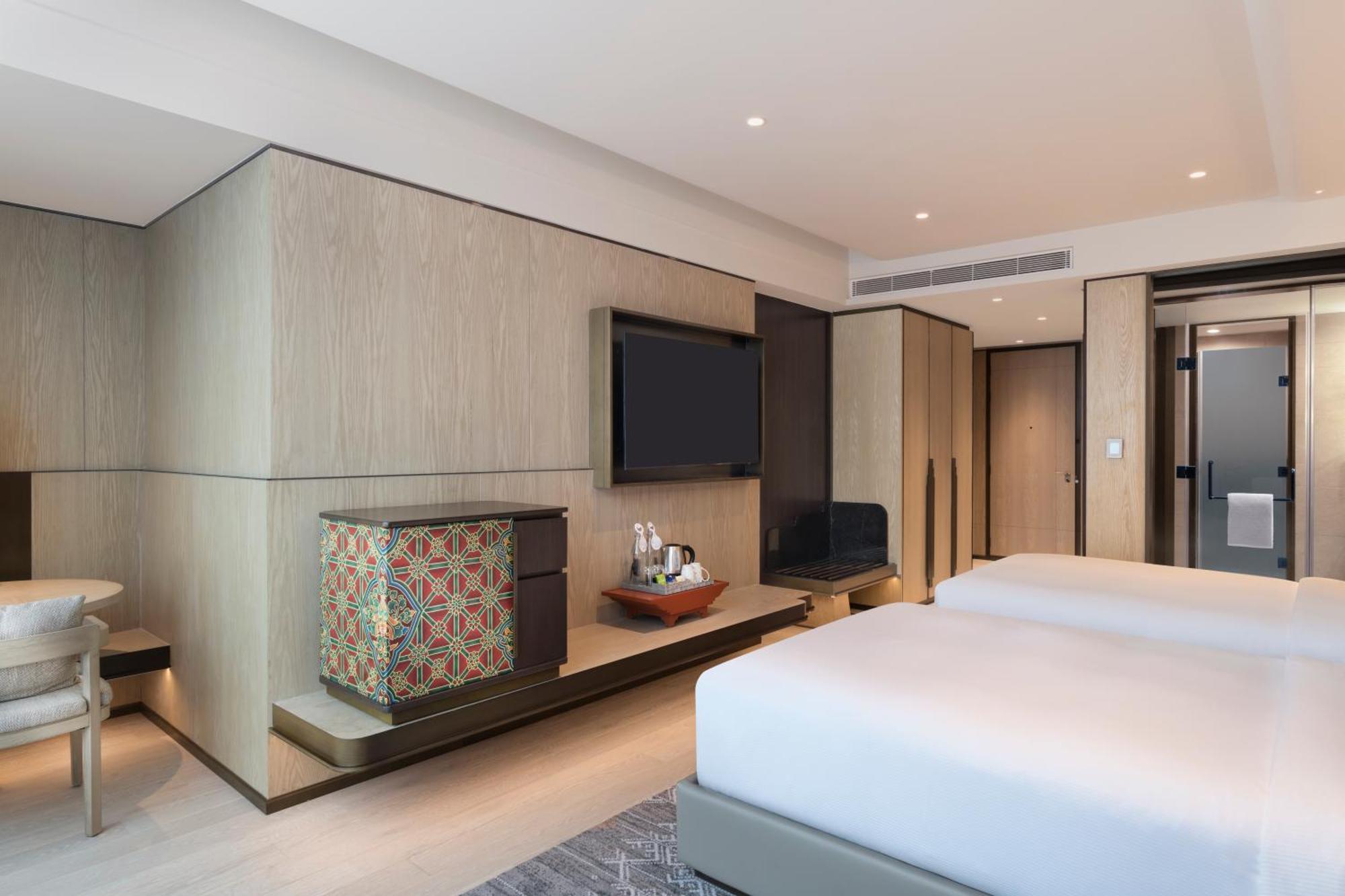 Hilton होटल 5*
