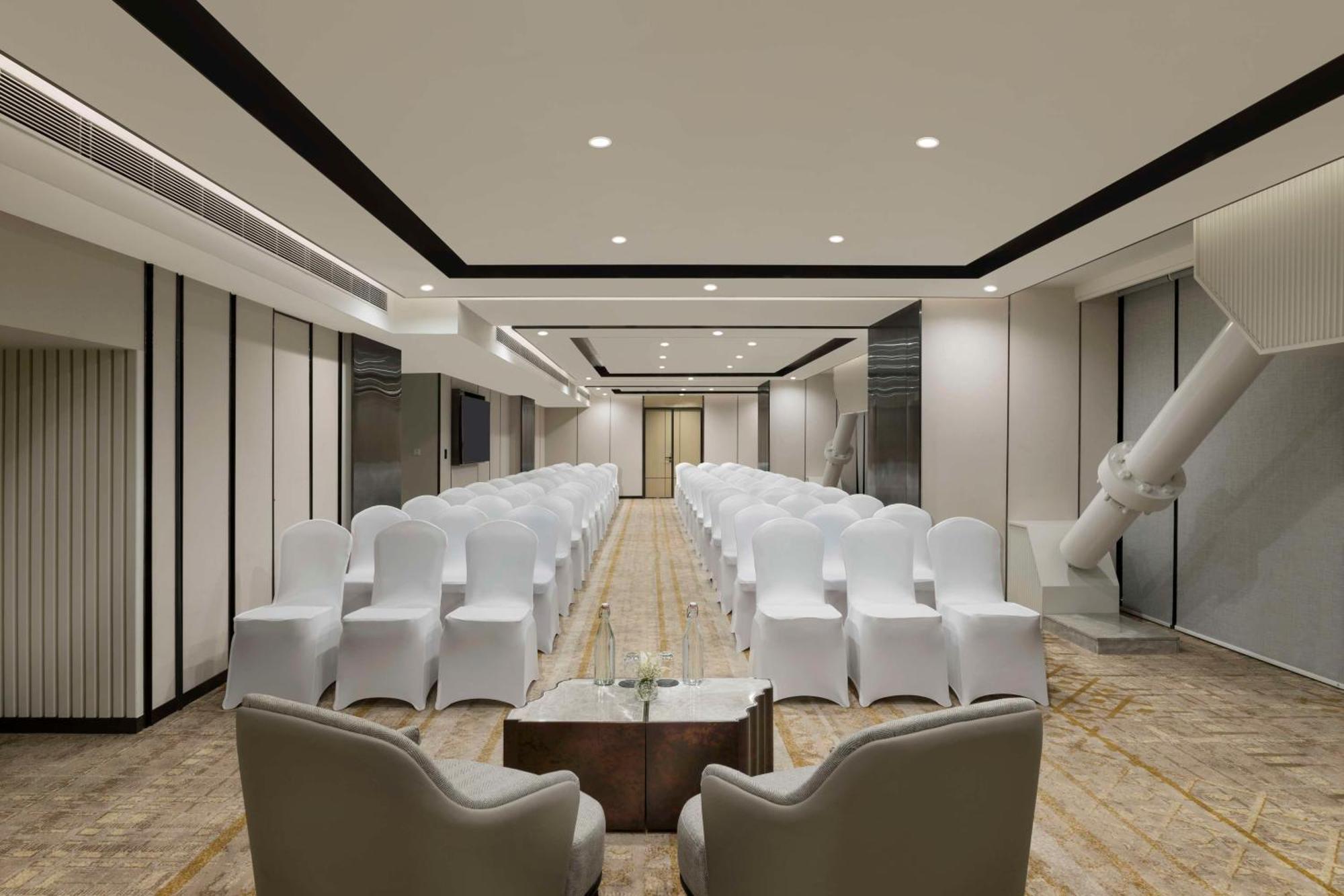 होटल Hilton 5*
